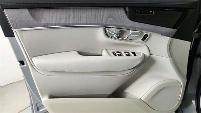 new 2026 Volvo XC90 car, priced at $75,155