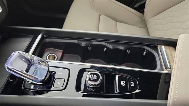 new 2026 Volvo XC60 car, priced at $57,985