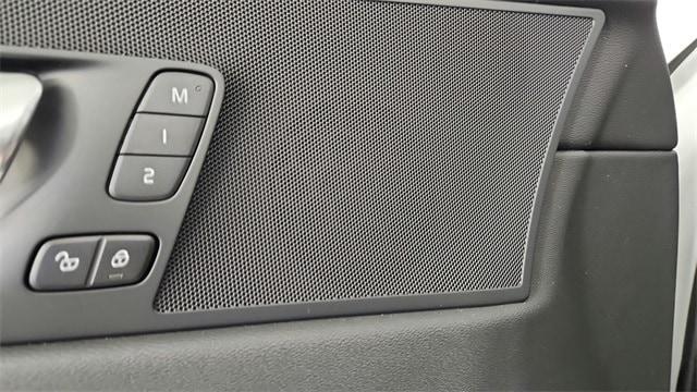 new 2026 Volvo XC60 car, priced at $57,985