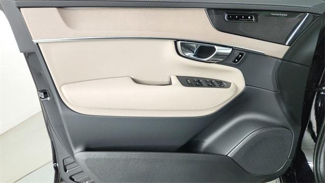 new 2026 Volvo XC90 Plug-In Hybrid car, priced at $81,940