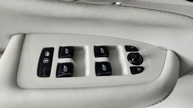 new 2026 Volvo XC90 car, priced at $75,155