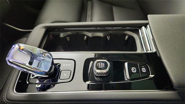 new 2026 Volvo XC90 Plug-In Hybrid car, priced at $87,120