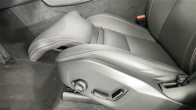 new 2025 Volvo XC90 car, priced at $62,655