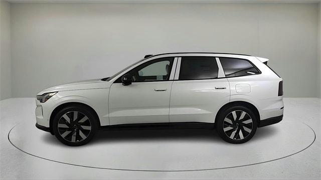 new 2025 Volvo EX90 car, priced at $91,700