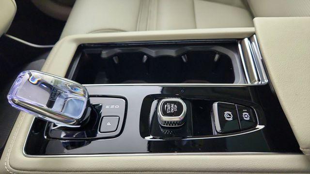 new 2026 Volvo XC90 Plug-In Hybrid car, priced at $85,745