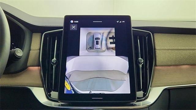 new 2026 Volvo XC90 Plug-In Hybrid car, priced at $81,995