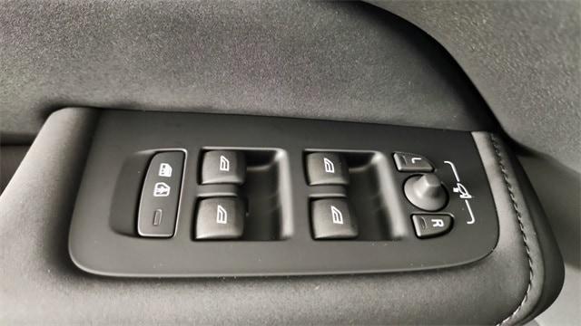 new 2026 Volvo XC60 car, priced at $51,435