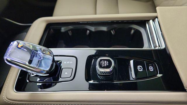 new 2026 Volvo XC90 Plug-In Hybrid car, priced at $80,754