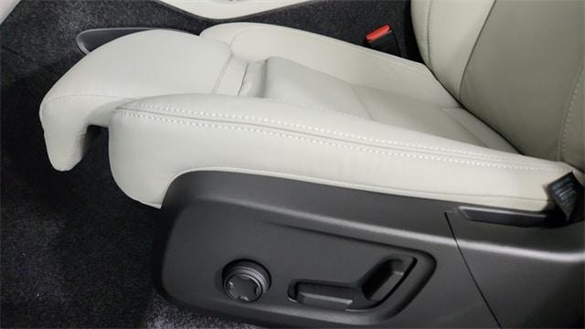 new 2026 Volvo XC40 car, priced at $51,975