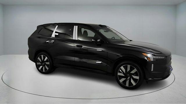 new 2025 Volvo EX90 car, priced at $92,445