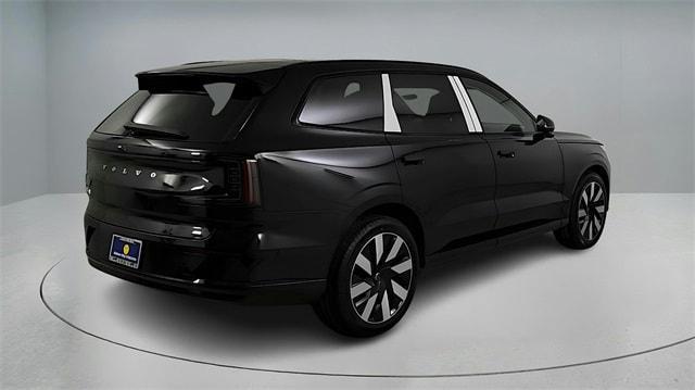 new 2025 Volvo EX90 car, priced at $92,445
