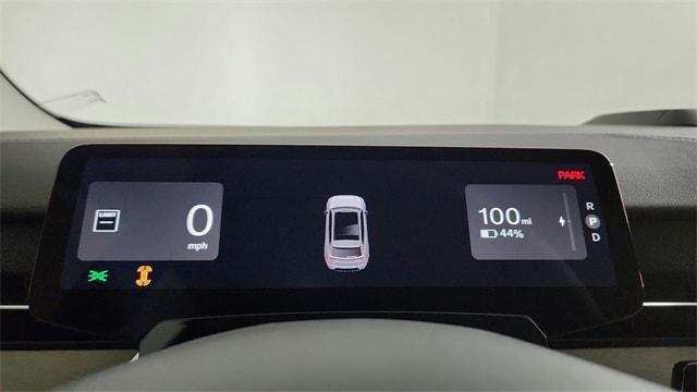 new 2025 Volvo EX90 car, priced at $92,445