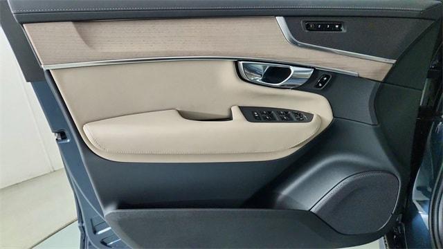 new 2026 Volvo XC90 car, priced at $62,445