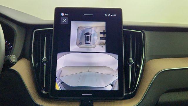new 2026 Volvo XC60 car, priced at $58,015