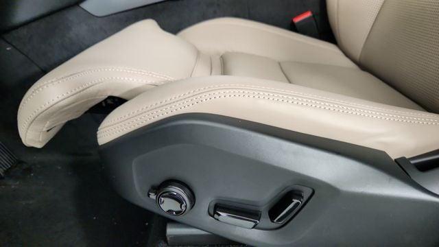 new 2026 Volvo XC90 Plug-In Hybrid car, priced at $85,295