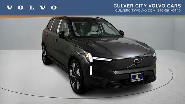 new 2025 Volvo EX90 car, priced at $90,320