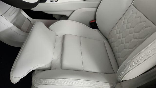 new 2025 Volvo EX90 car, priced at $90,320