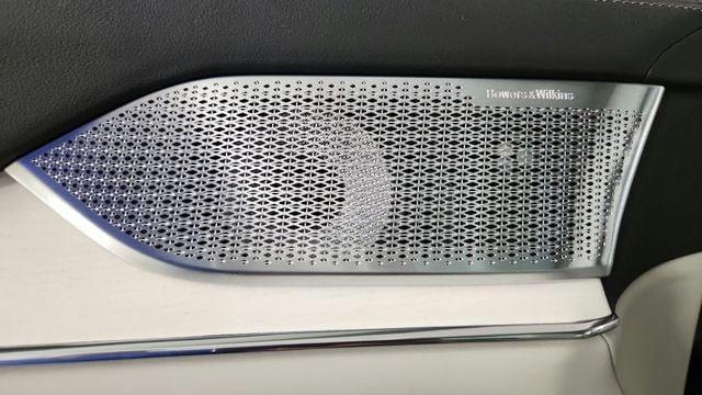 new 2025 Volvo EX90 car, priced at $90,320