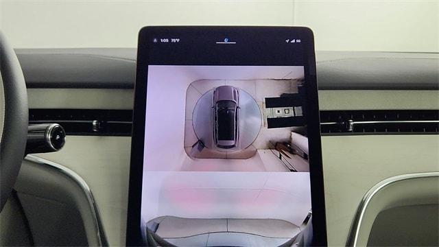 new 2025 Volvo EX90 car, priced at $90,320