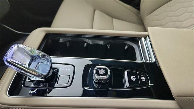 new 2026 Volvo XC90 Plug-In Hybrid car, priced at $81,995