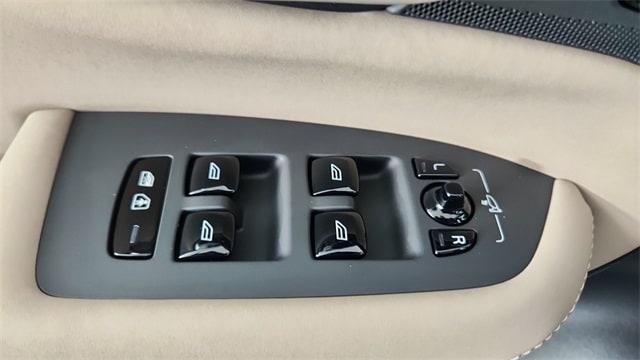 new 2026 Volvo XC90 Plug-In Hybrid car, priced at $81,995