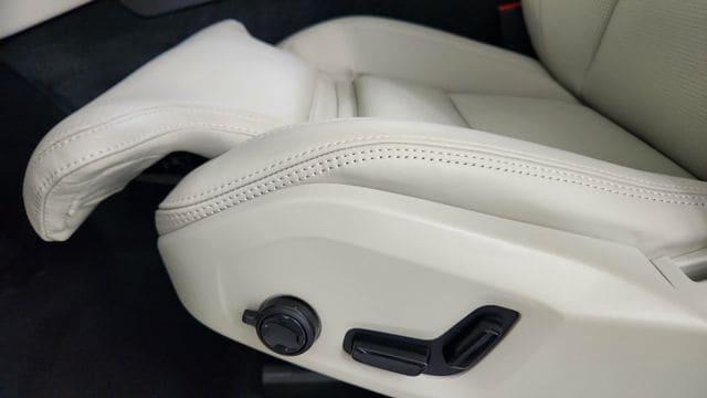 new 2026 Volvo XC90 Plug-In Hybrid car, priced at $85,745