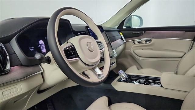 new 2026 Volvo XC90 Plug-In Hybrid car, priced at $85,625