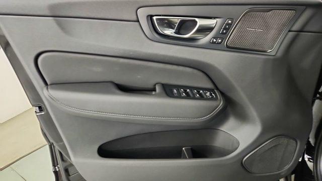 new 2026 Volvo XC60 car, priced at $64,083