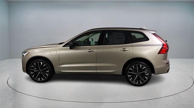 new 2026 Volvo XC60 Plug-In Hybrid car, priced at $75,235