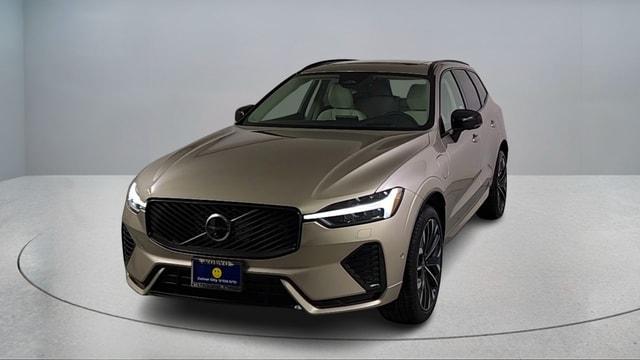 new 2026 Volvo XC60 Plug-In Hybrid car, priced at $75,235