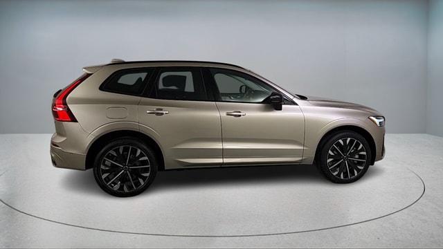 new 2026 Volvo XC60 Plug-In Hybrid car, priced at $75,235
