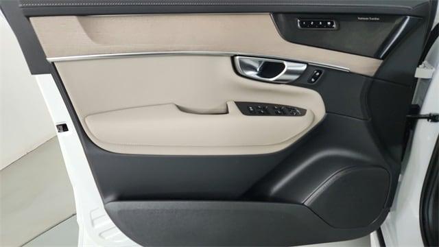 new 2026 Volvo XC90 Plug-In Hybrid car, priced at $81,875