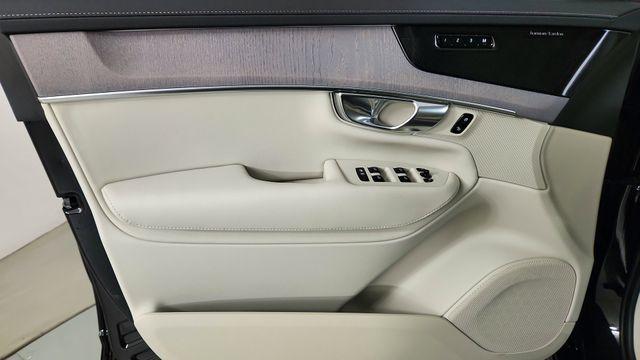 new 2026 Volvo XC90 Plug-In Hybrid car, priced at $86,744