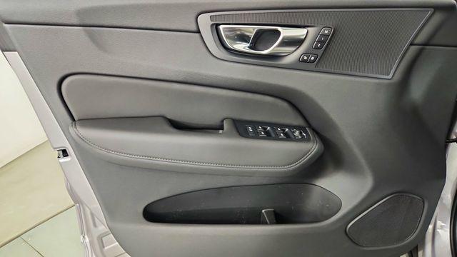 new 2026 Volvo XC60 car, priced at $57,554
