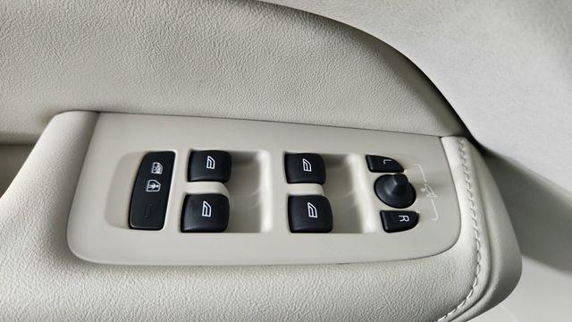 new 2026 Volvo XC60 car, priced at $63,935