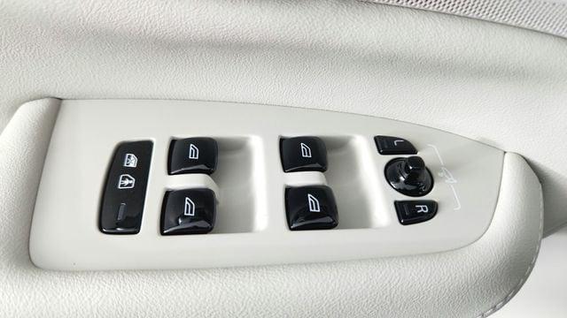 new 2026 Volvo XC90 car, priced at $76,105