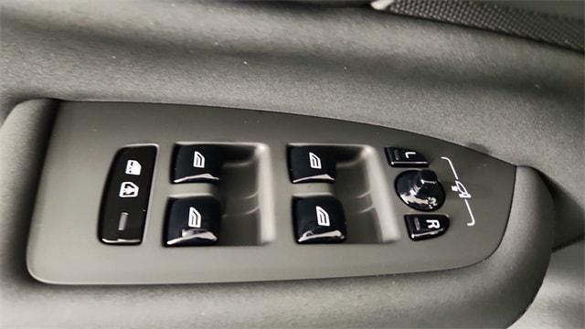 new 2026 Volvo XC90 Plug-In Hybrid car, priced at $87,005