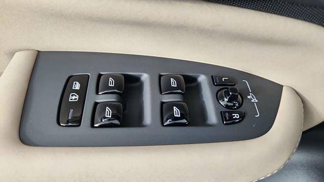 new 2026 Volvo XC90 Plug-In Hybrid car, priced at $81,995