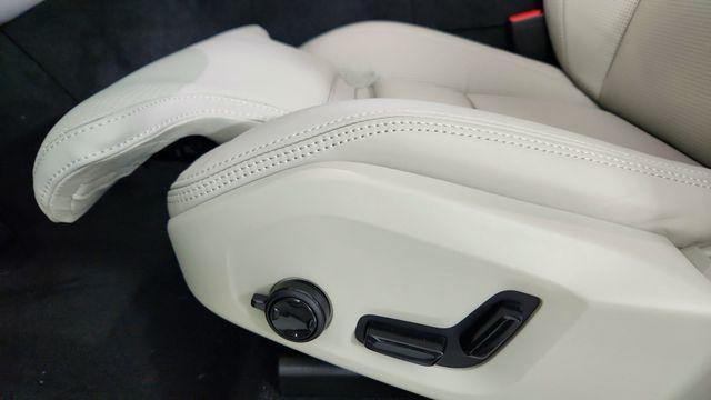 new 2026 Volvo XC60 Plug-In Hybrid car, priced at $75,355