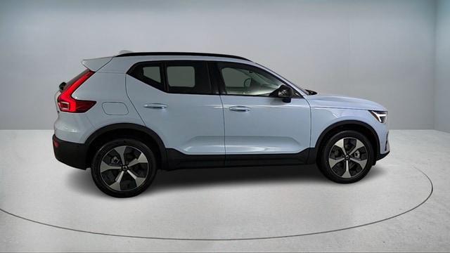 new 2026 Volvo XC40 car, priced at $50,150