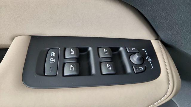 new 2026 Volvo XC60 car, priced at $55,451