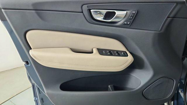 new 2026 Volvo XC60 car, priced at $55,451