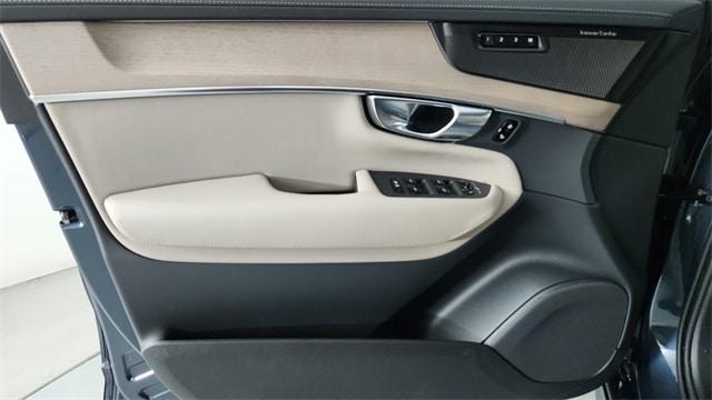 new 2026 Volvo XC90 car, priced at $75,535