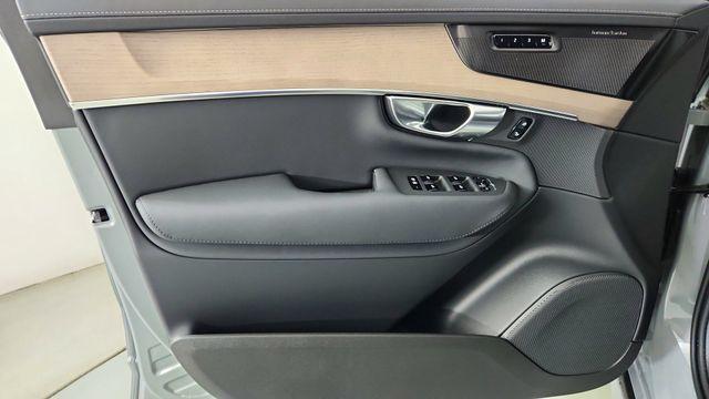 new 2026 Volvo XC90 car, priced at $68,360