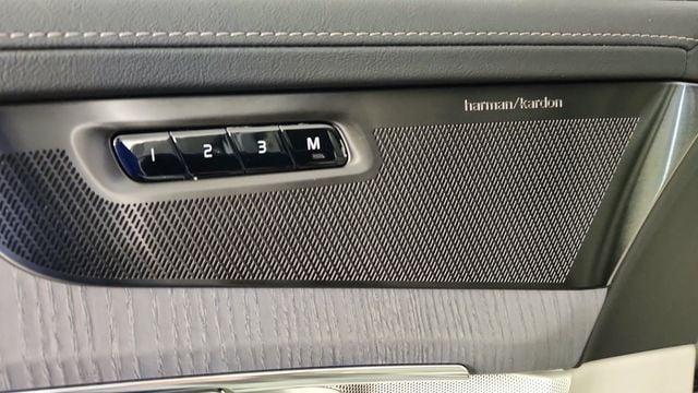 new 2026 Volvo XC90 car, priced at $75,270