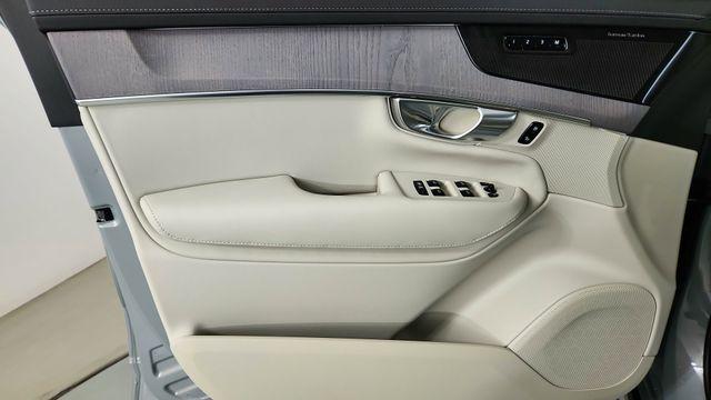 new 2026 Volvo XC90 car, priced at $75,270