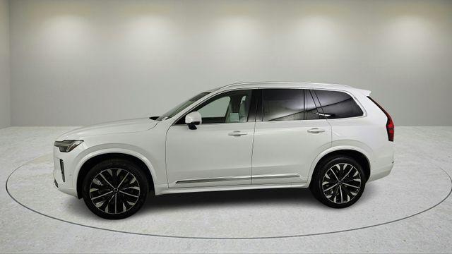 new 2026 Volvo XC90 car, priced at $75,270