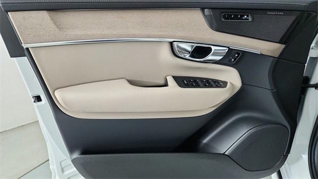 new 2026 Volvo XC90 car, priced at $72,580