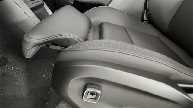 new 2025 Volvo EX90 car, priced at $93,820