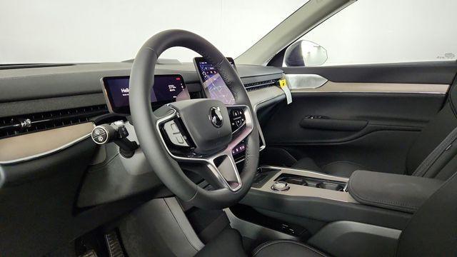 new 2025 Volvo EX90 car, priced at $93,820